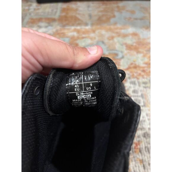 Dr. Martens Yolana Boot Sneaker Shoe SINGLE LEFT ONLY Platform Chunky Black sz 9 - Picture 3 of 4